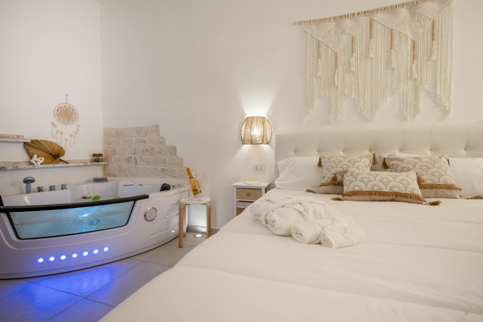 Dimora Giulia Luxury Suite And Room Castellana Grotte Dış mekan fotoğraf